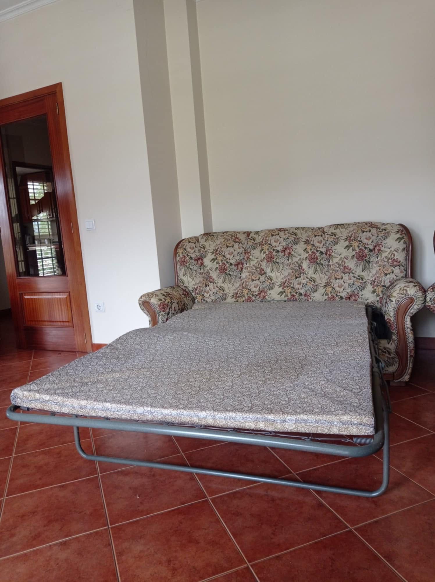 Sofá cama 3 lugares