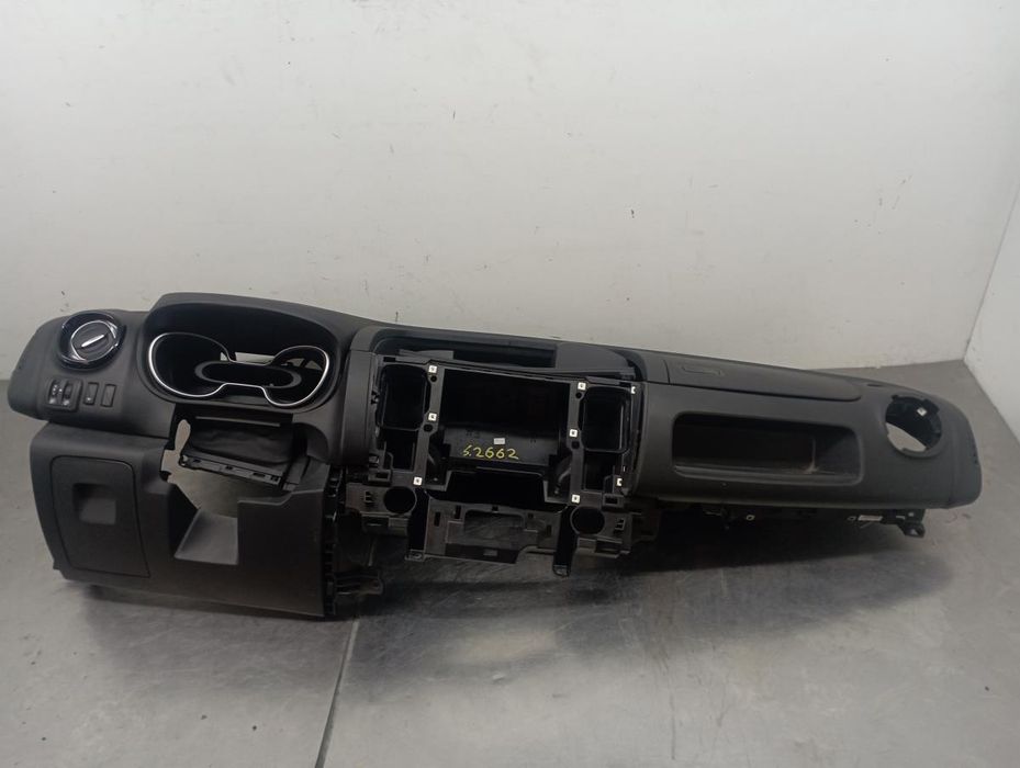 Tablier RENAULT Trafic III (FG_)