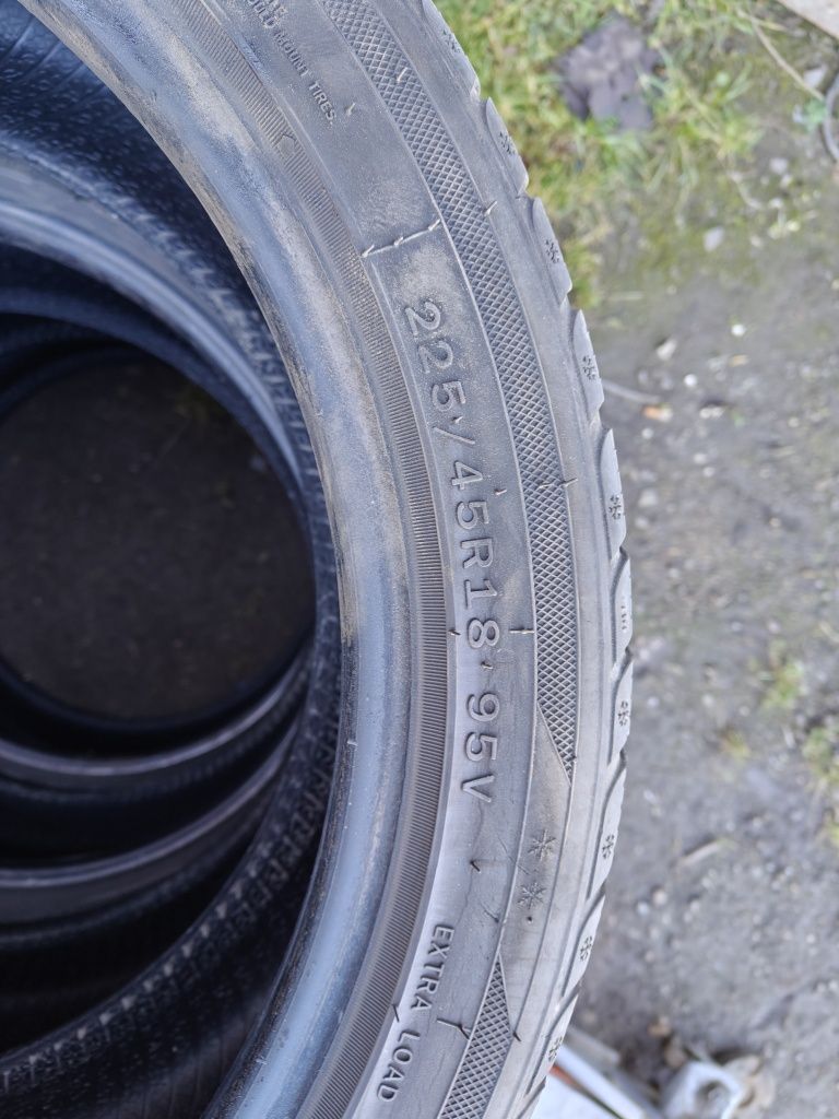 4x 225/45/18 opona zimowa Tomket Snowroad Pro 3 21r. 6mm