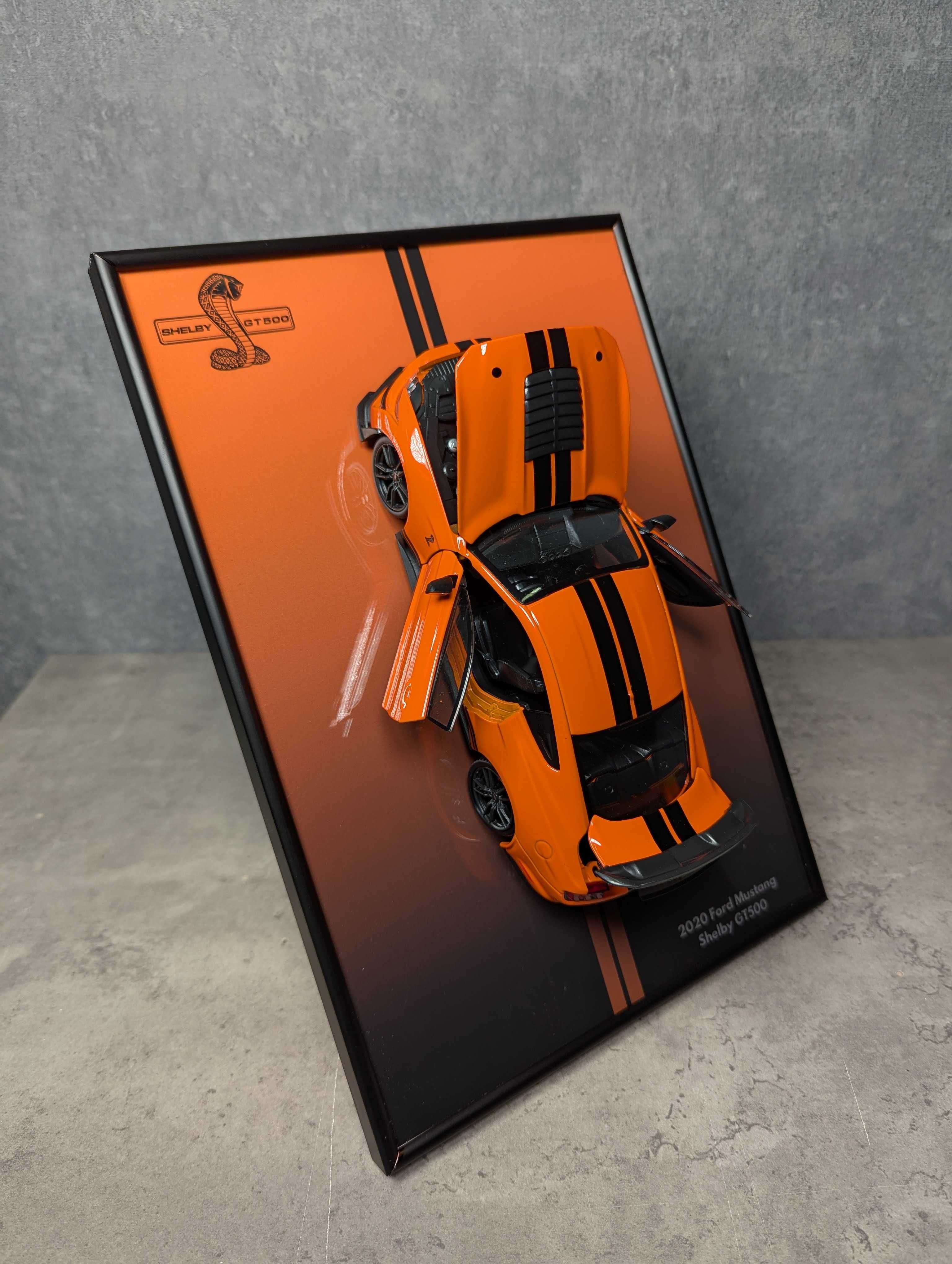 Машинка Maisto З АРТ Рамкою (A4) 1:24 / Ford Mustang Shelby GT500 2020