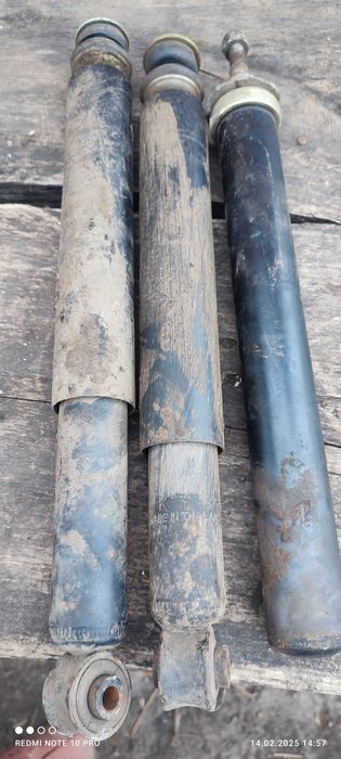 Продам амортизаторы на Ланос