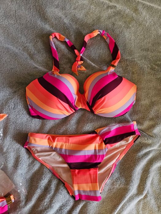 Оригінальний купальник Victoria's Secret