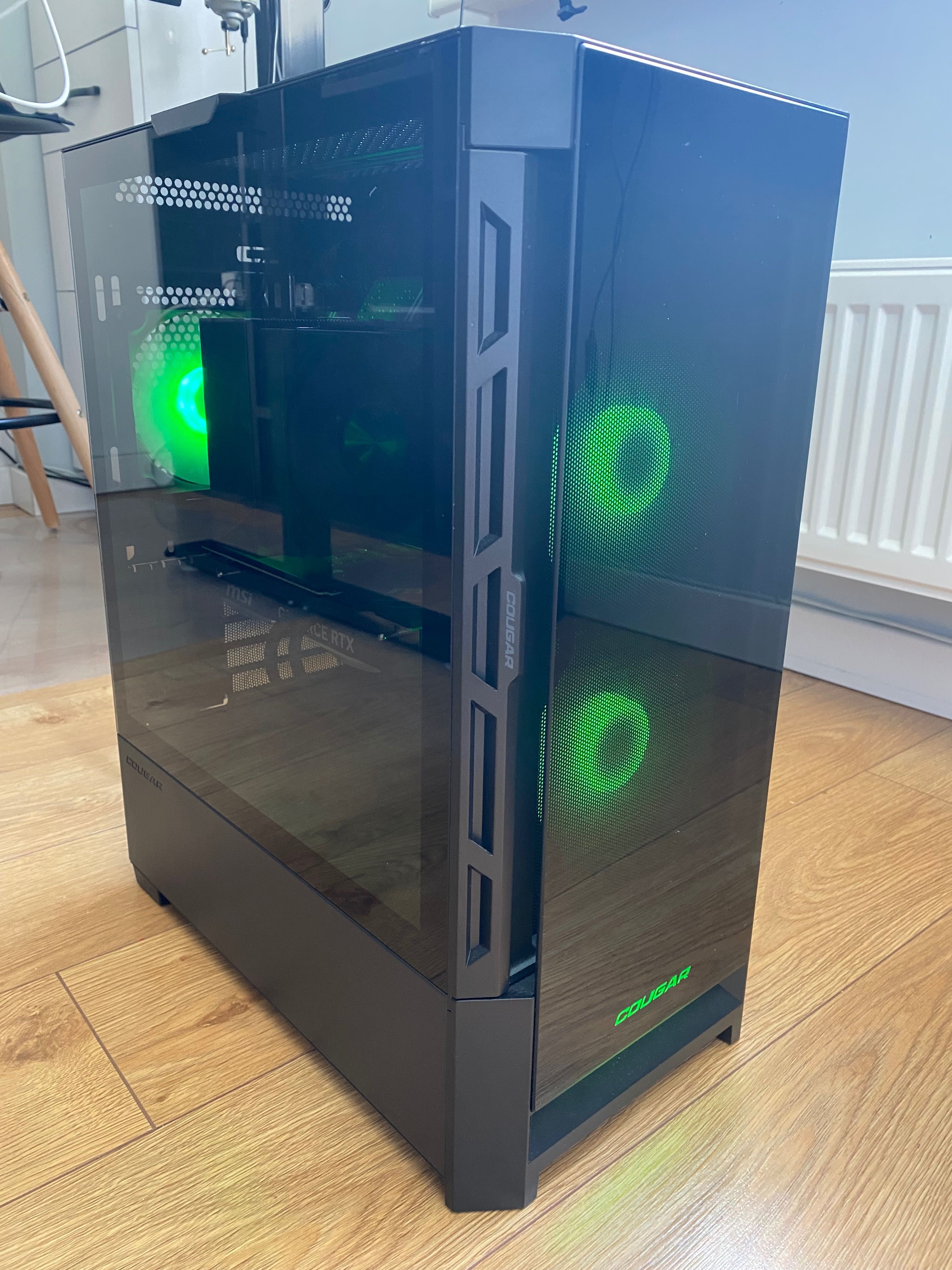 Ігровий компʼютер з професійною ігровою мишкою і клавіатурою RAZER