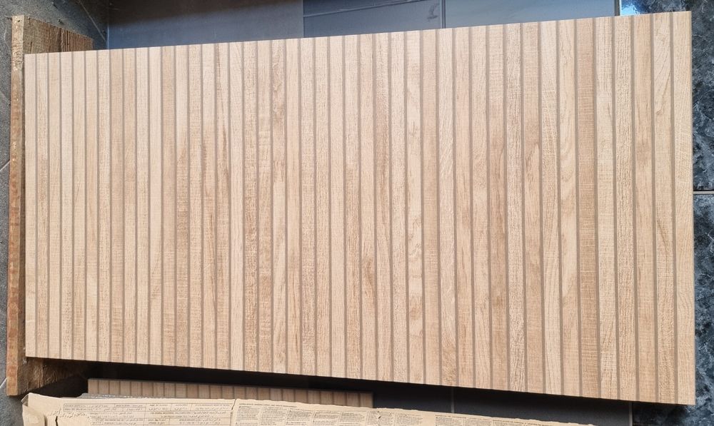 Płytki ceramiczne dekoracyjne rektyfikowane Ibero Artwood Ribbon Natur