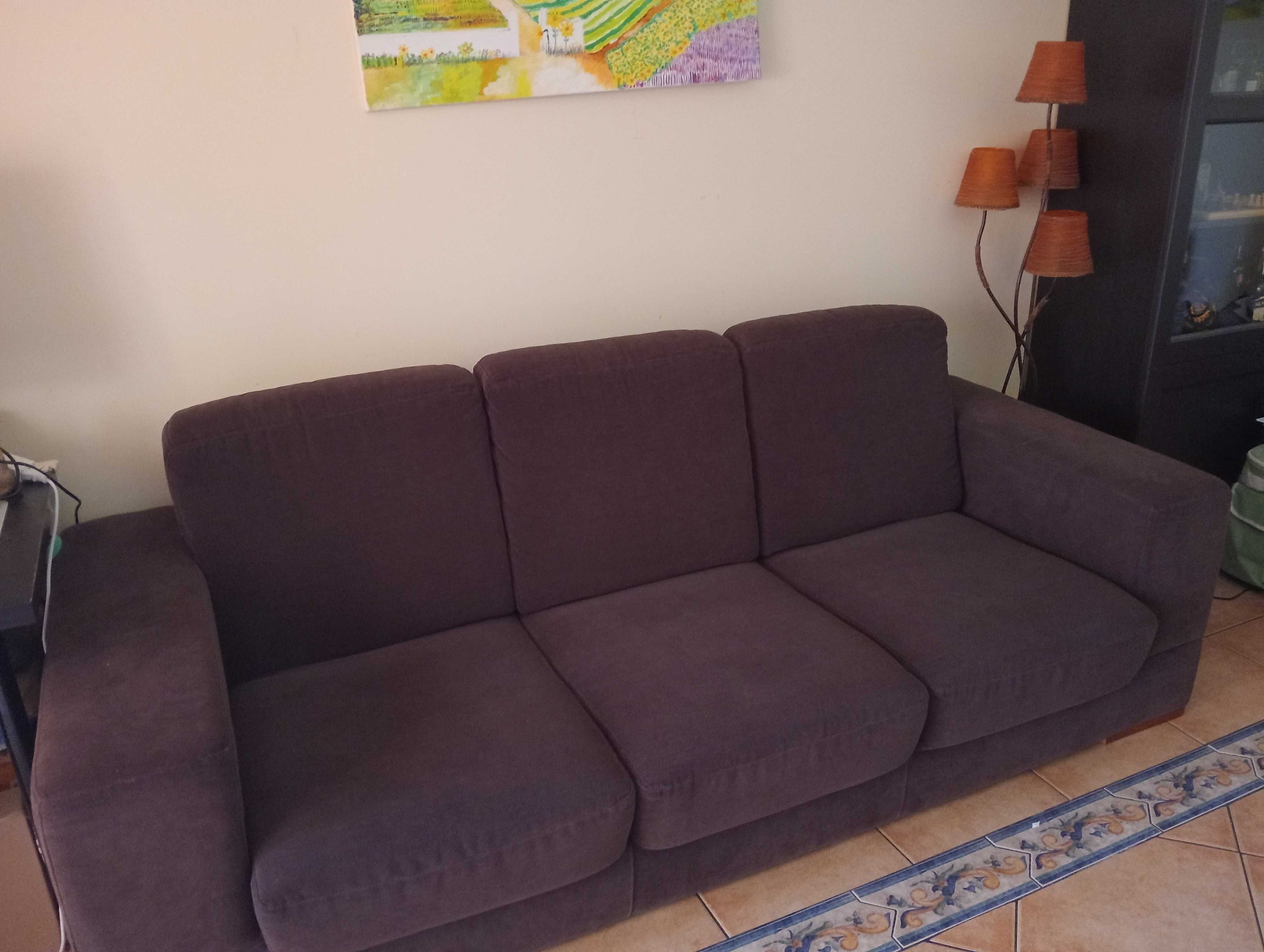 Sofá castanho barato