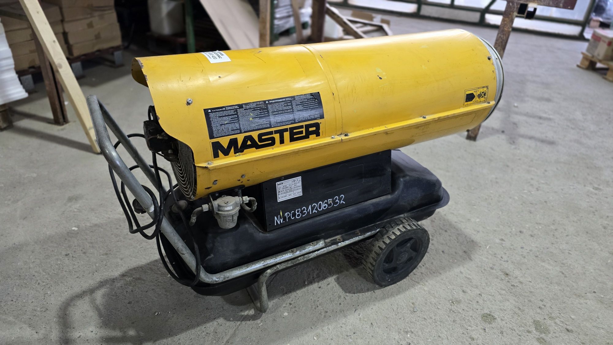 Nagrzewnica olejowa 65kW Master B230