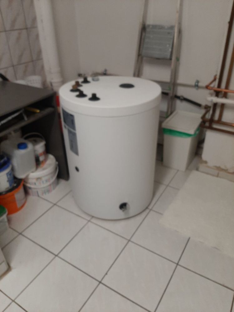 Podgrzewacz CWU cylindryczny Trinnity 120l