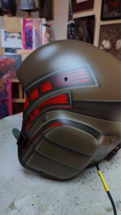 Розпис шоломів аерографія