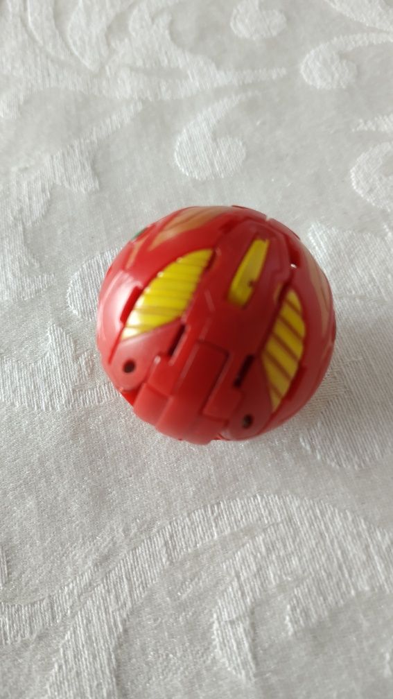 Bakugan Cyborg Helios B2 z kartą magnetyczną