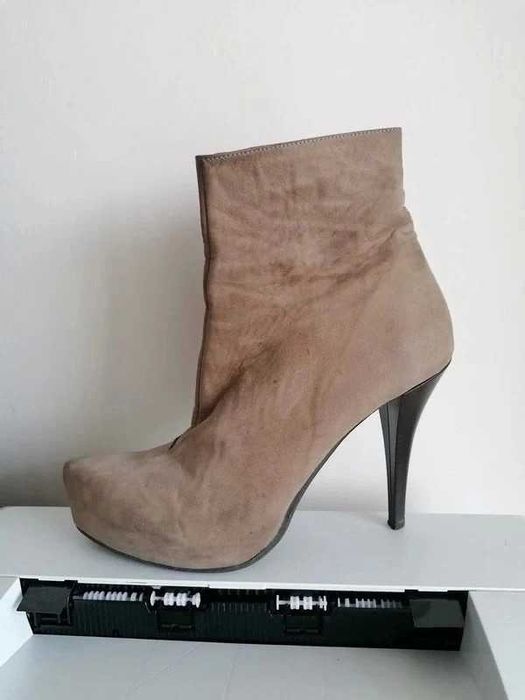 Szaro-brązowe botki, kozaczki na zameczek rozm. 37