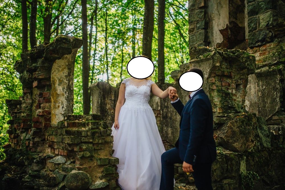 Suknia ślubna ładnie leżaca