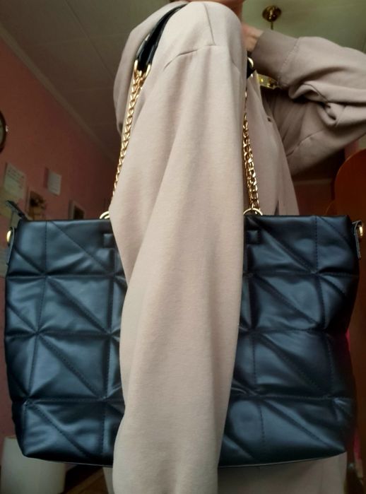 Сумка через плече Sinsay