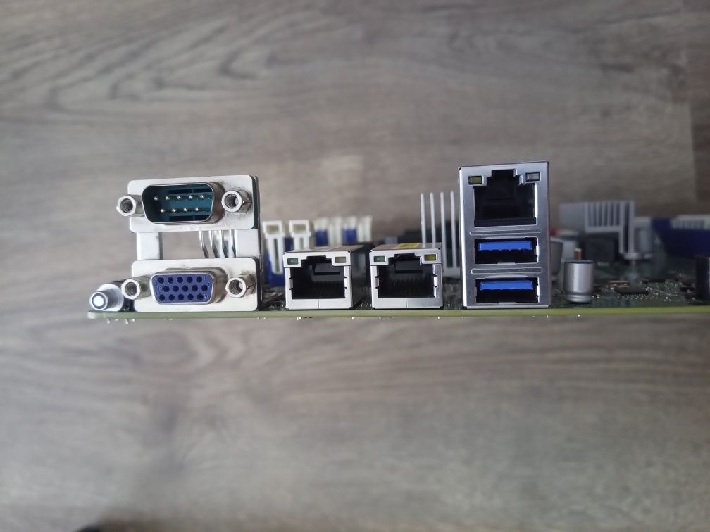 Серверна материнська плата ASRock X470D4U AM4, DDR4