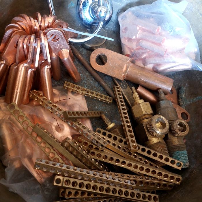 Продам бронзовую сантехнику. ЦЕНА ЗА ШТУКУ