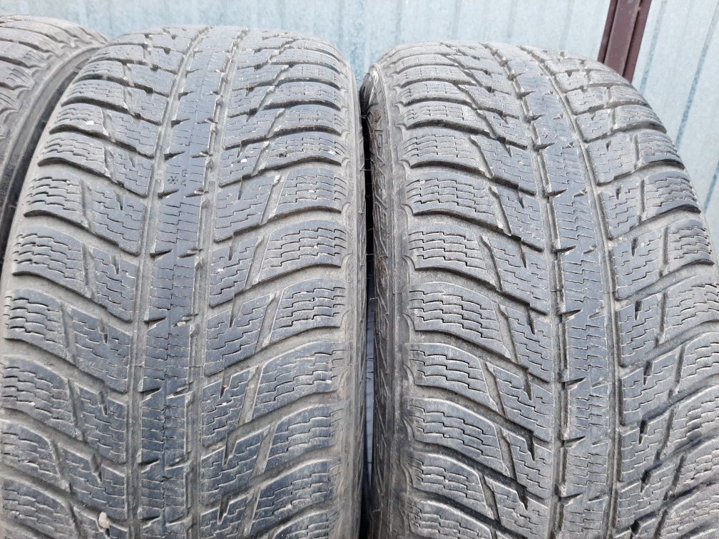 4 szt 235/55 r 18 Opony zimowe Nokian wr SUV 3