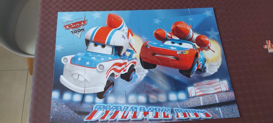 Puzzle Cars 24 peças grandes