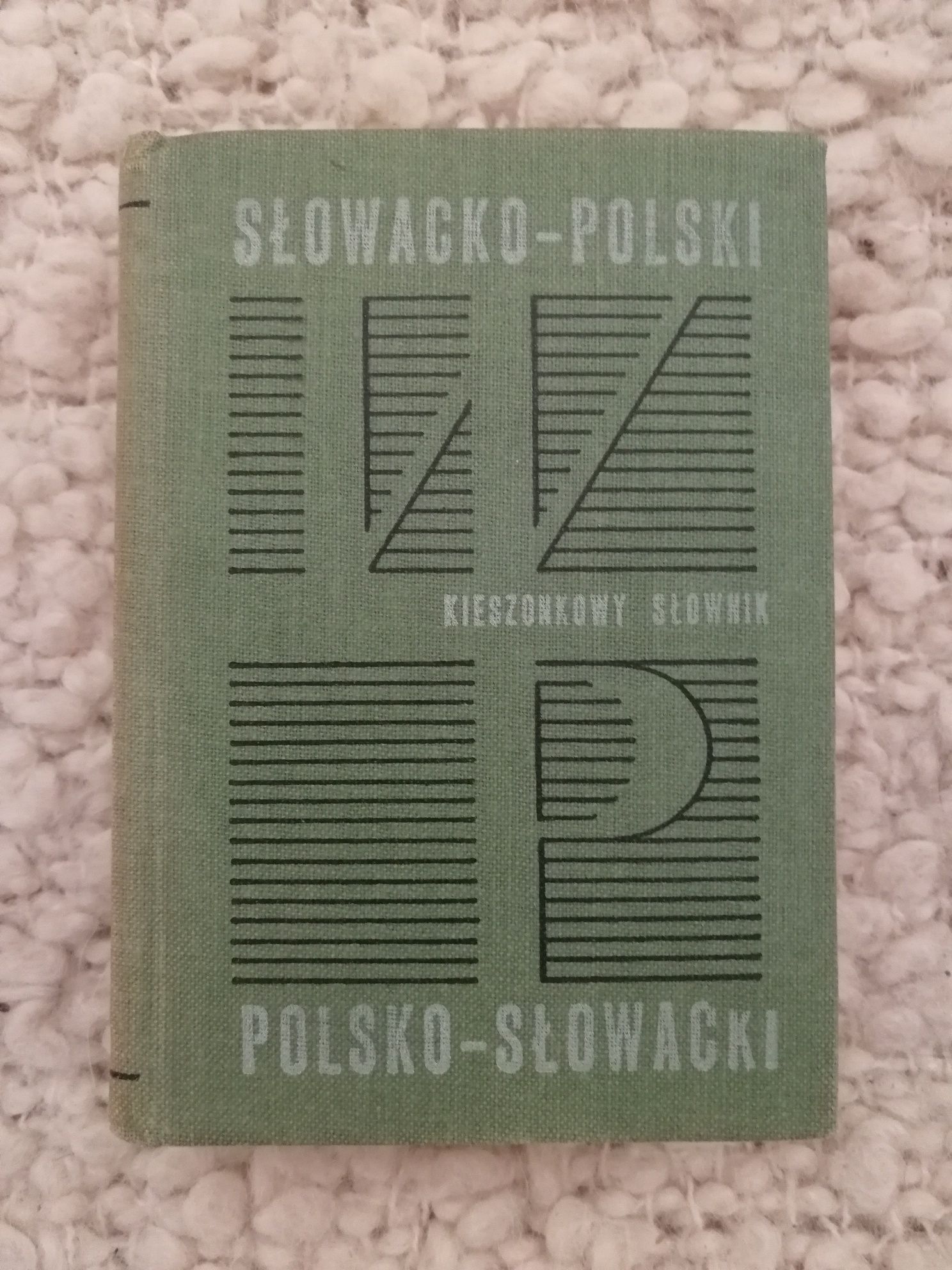 kieszonkowy słownik słowacko - polski polsko - słowacki wydanie 1972r.