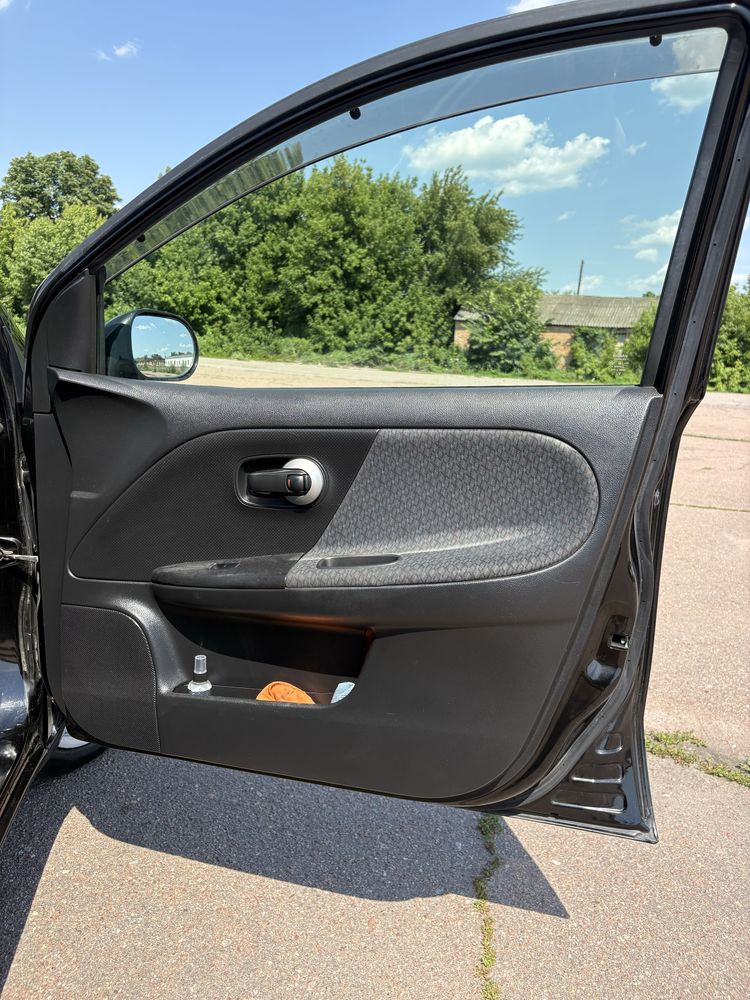 Nissan Note 2011