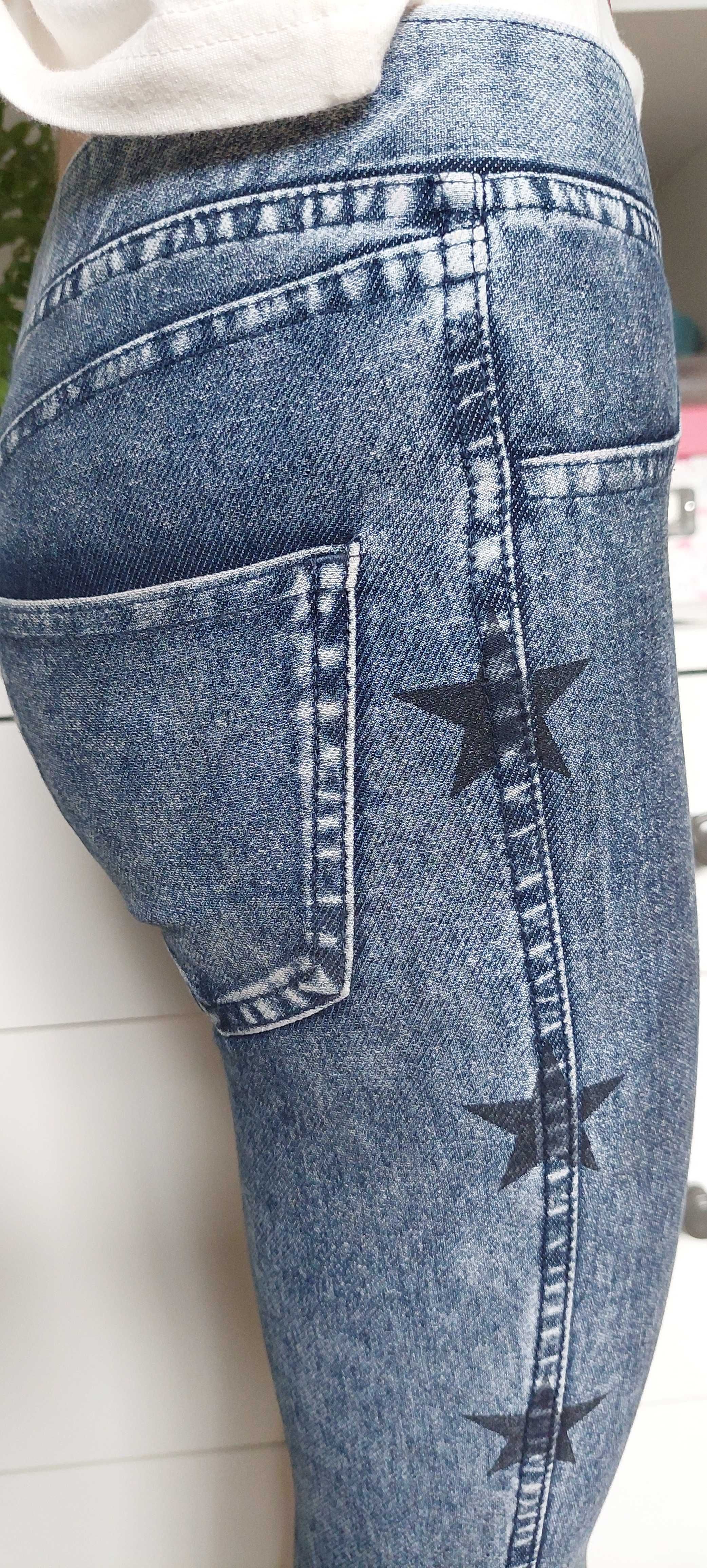 Zara jeansy czarne z ćwiekami i legginsy H&M z gwiazdami r.134