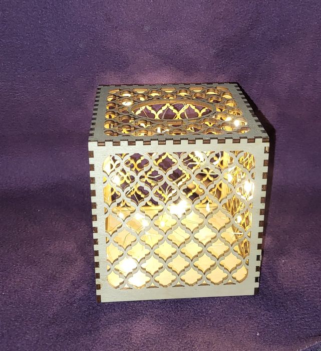 Drewniana lampka Led