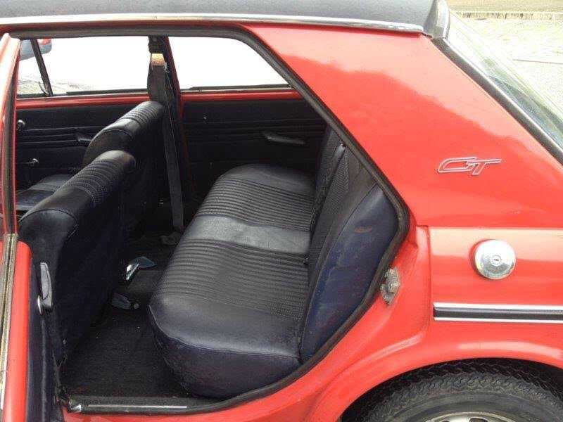 Austin 1300 GT - Um Clássico Britânico com Alma Desportiva