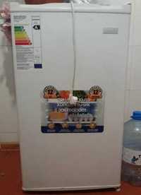 Продам холодильник компактный
