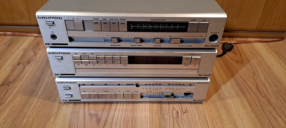 Grundig wzmacniacz tuner  magnetofon
