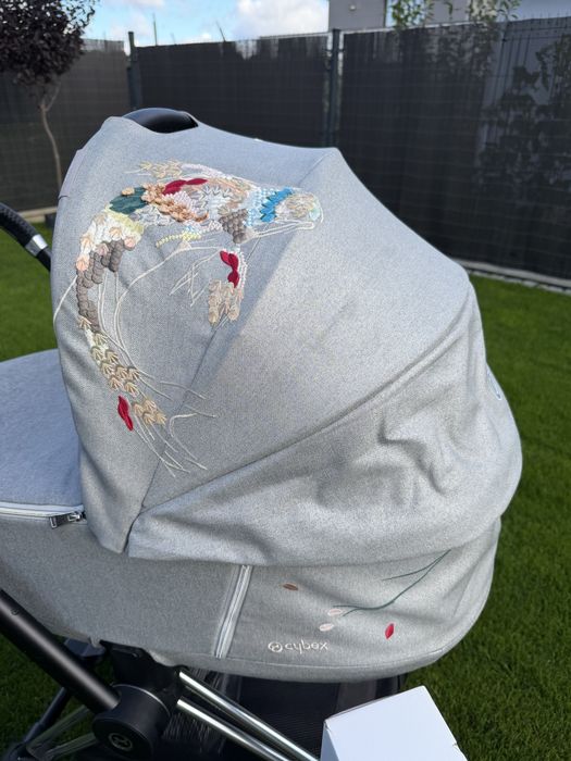 Wózek 2w1 Cybex PRIAM KOI z pięknym haftem