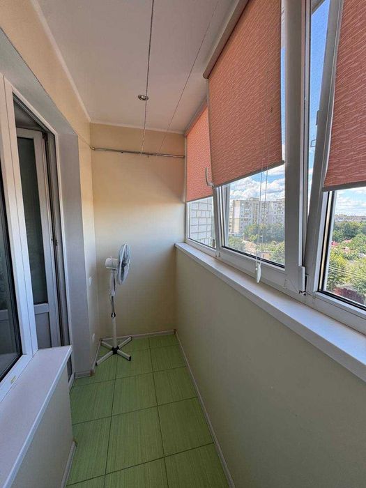 Продам 2 кімнатну квартиру в тихому районі Грушевського