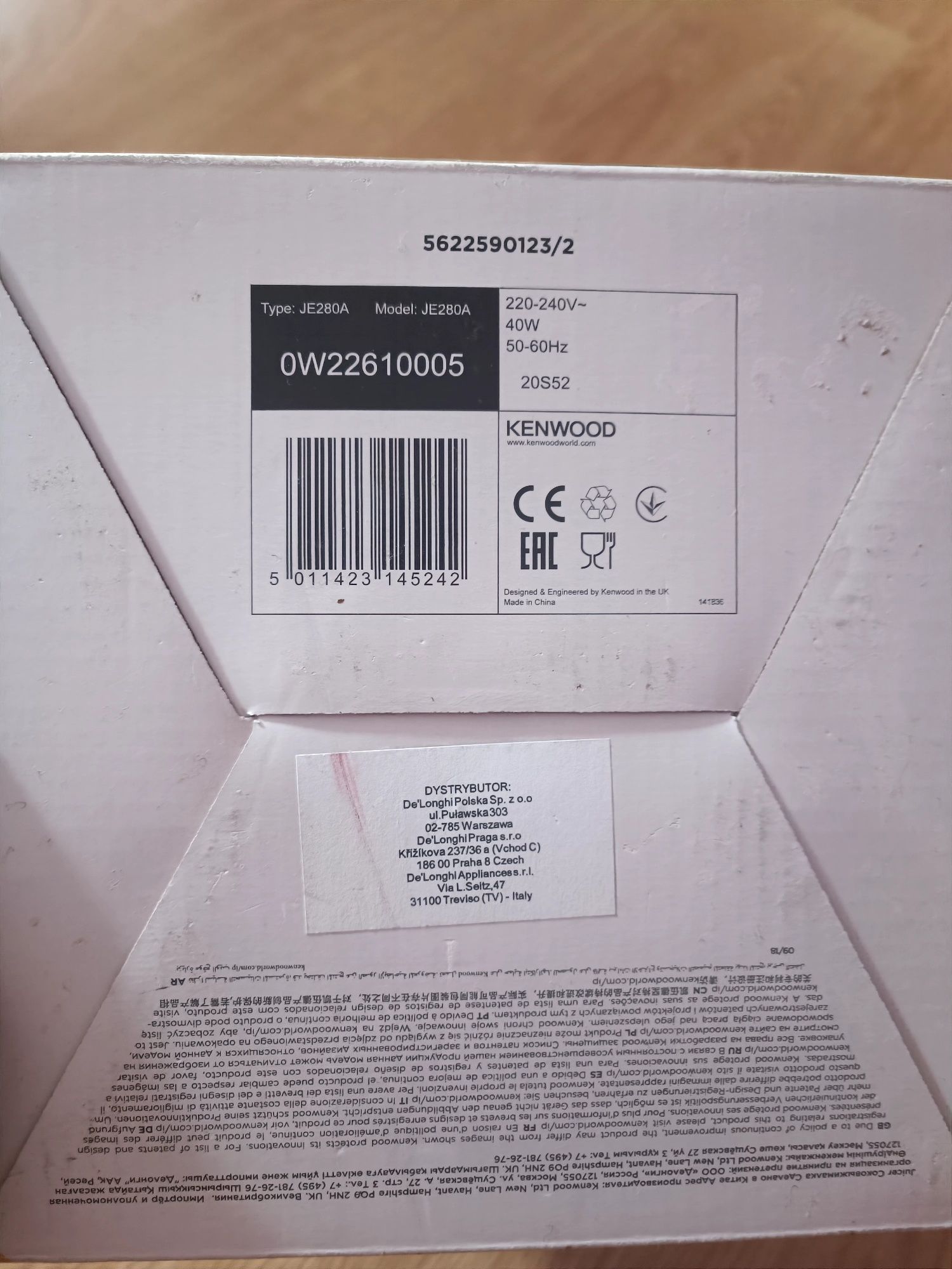 Nowa wyciskarka do cytrusów firmy Kenwood JE280A