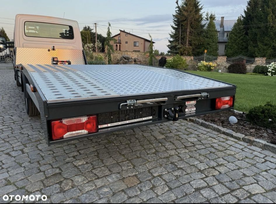 Zabudowa laweta producent najazd iveco mercedes fiat peugeot citroen