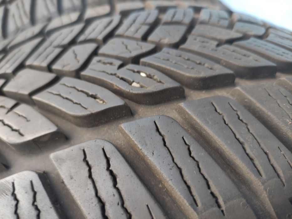 205.55.16 - 2022r Fulda 300zl/4 opony