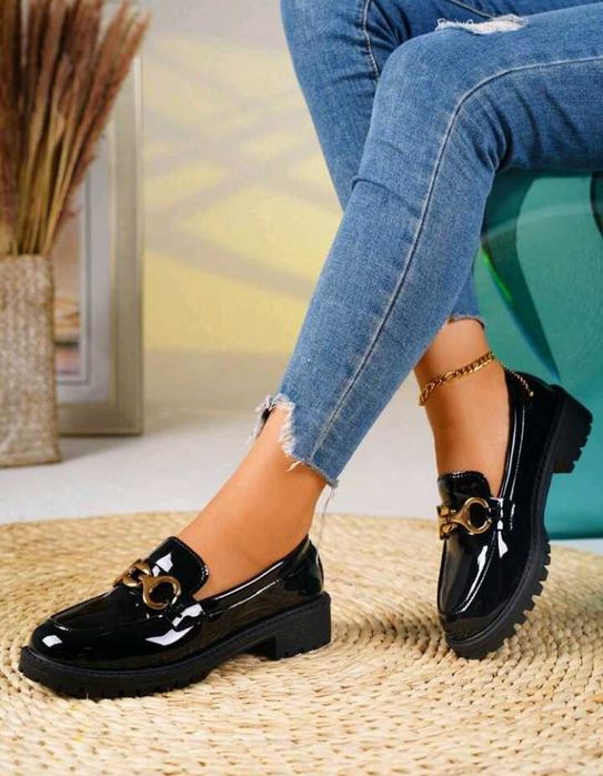 Sapatos lindos e confortáveis para senhoras