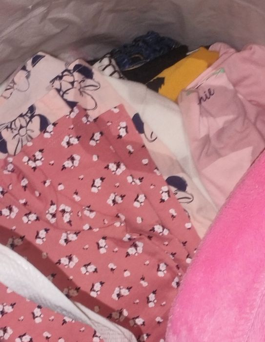 Ubrania dla dziewczynki 92/98