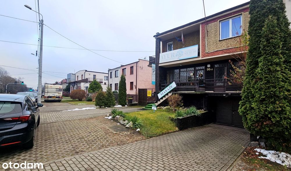 Dom z lokalem użytkowym i mieszkaniem Płock, ul. Wyszogrodzka