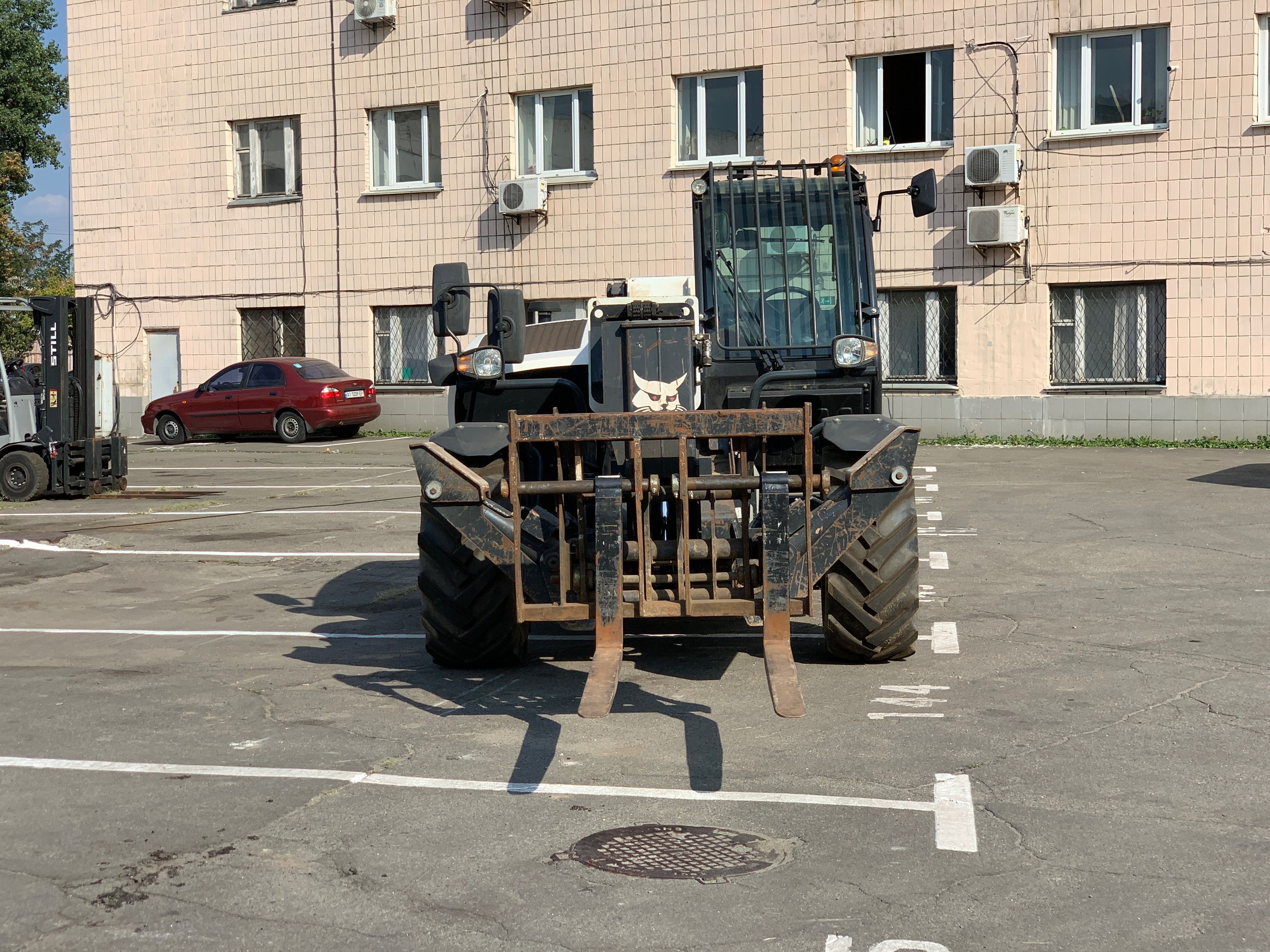 Телескопічний навантажувач BOBCAT T36120SL Телескопический погрузчик