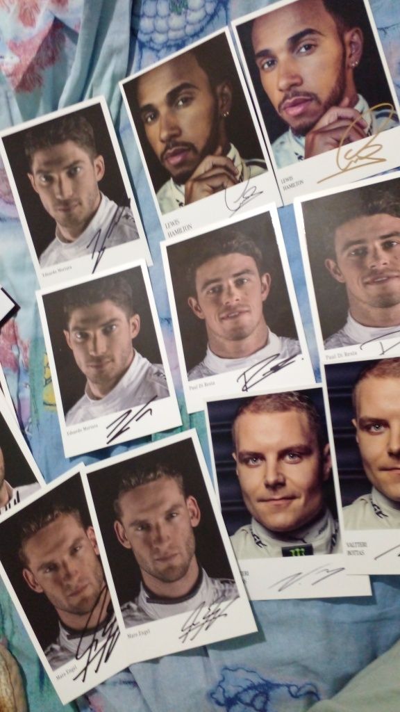 Автографы гонщиков гонки Williams racing audi mersedes-benz