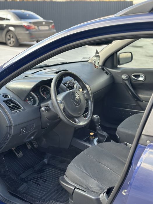 Renault Megane 2003рік 1.9дизель 6-ступка