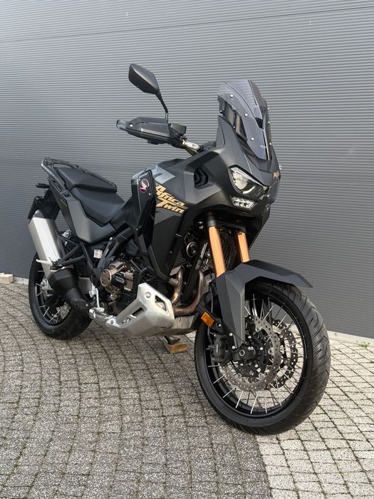 Honda CRF Honda Africa Twin 1100 Adventure sports 2024 Lift