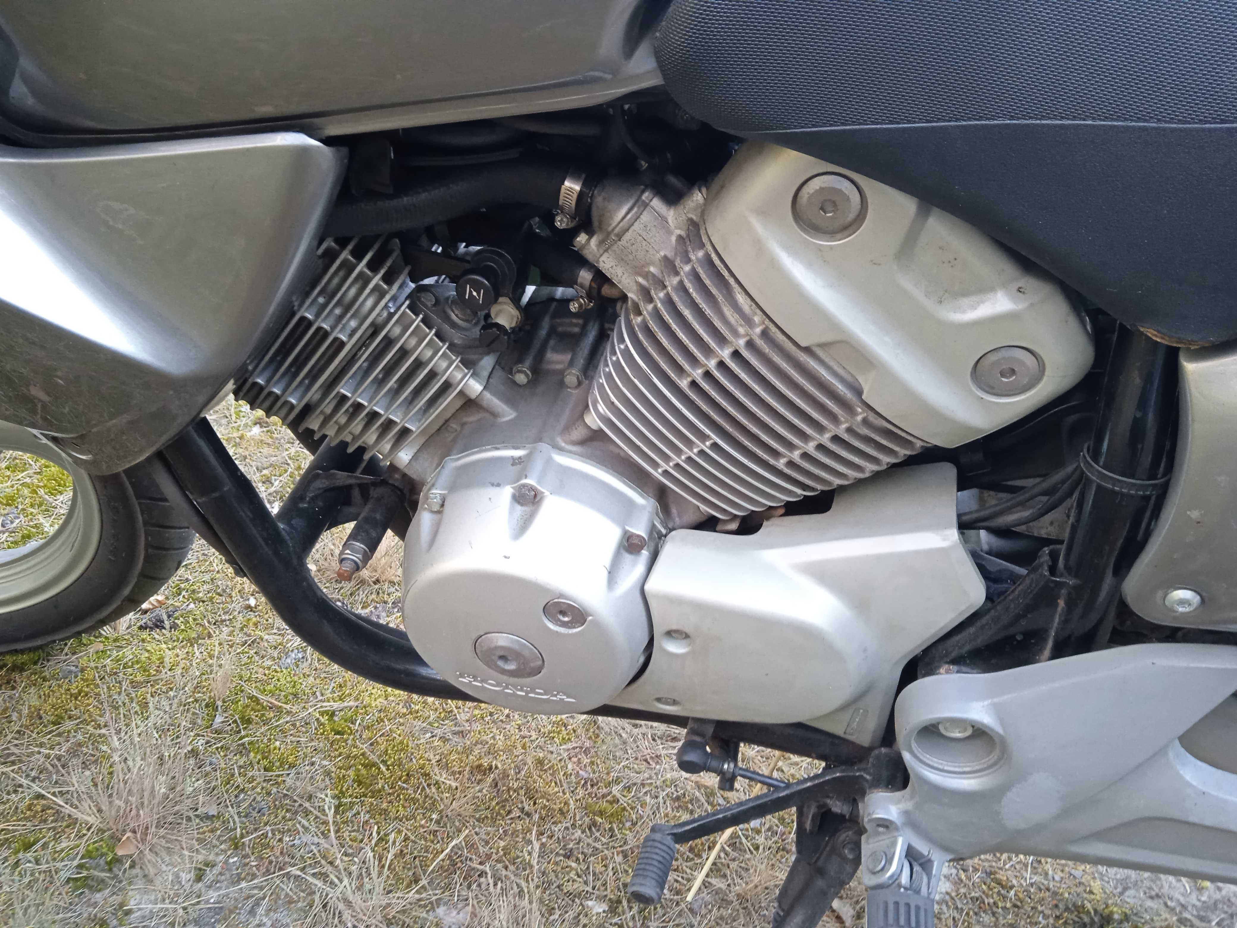 motocykl honda varadero 125cm