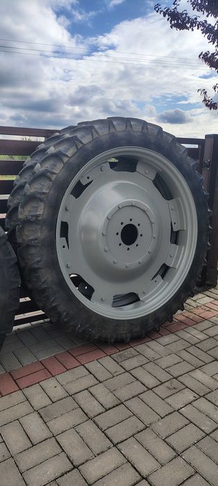 Koła wąskie międzyrzędowe 230/95 R32 i 230/95 R44 do ciągników Deutz