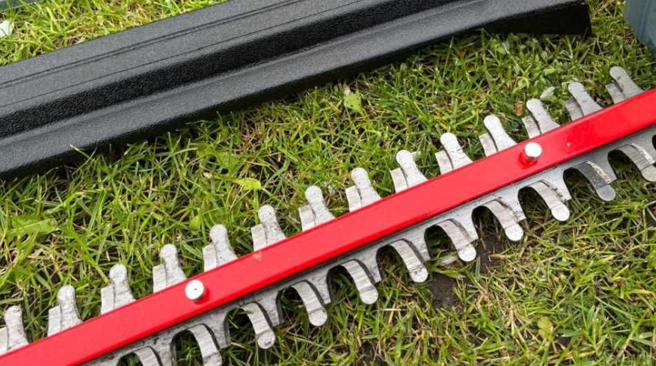 Кущоріз фірми Einhell X Change 18В Solo