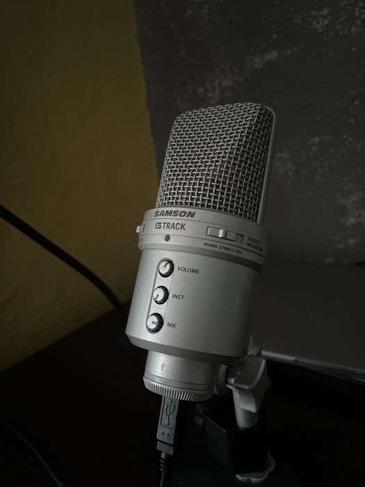 Микрофон Samson G track