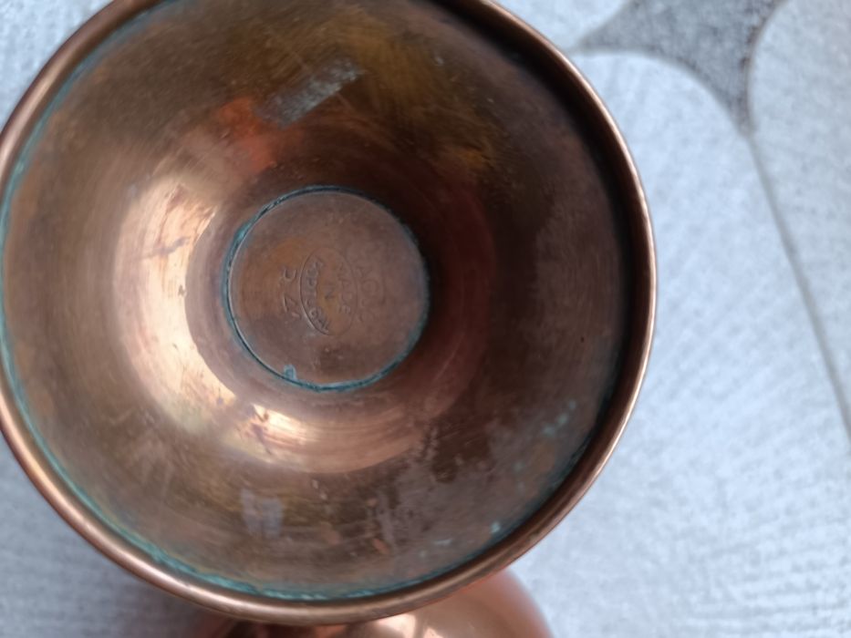 Dois cálices em cobre