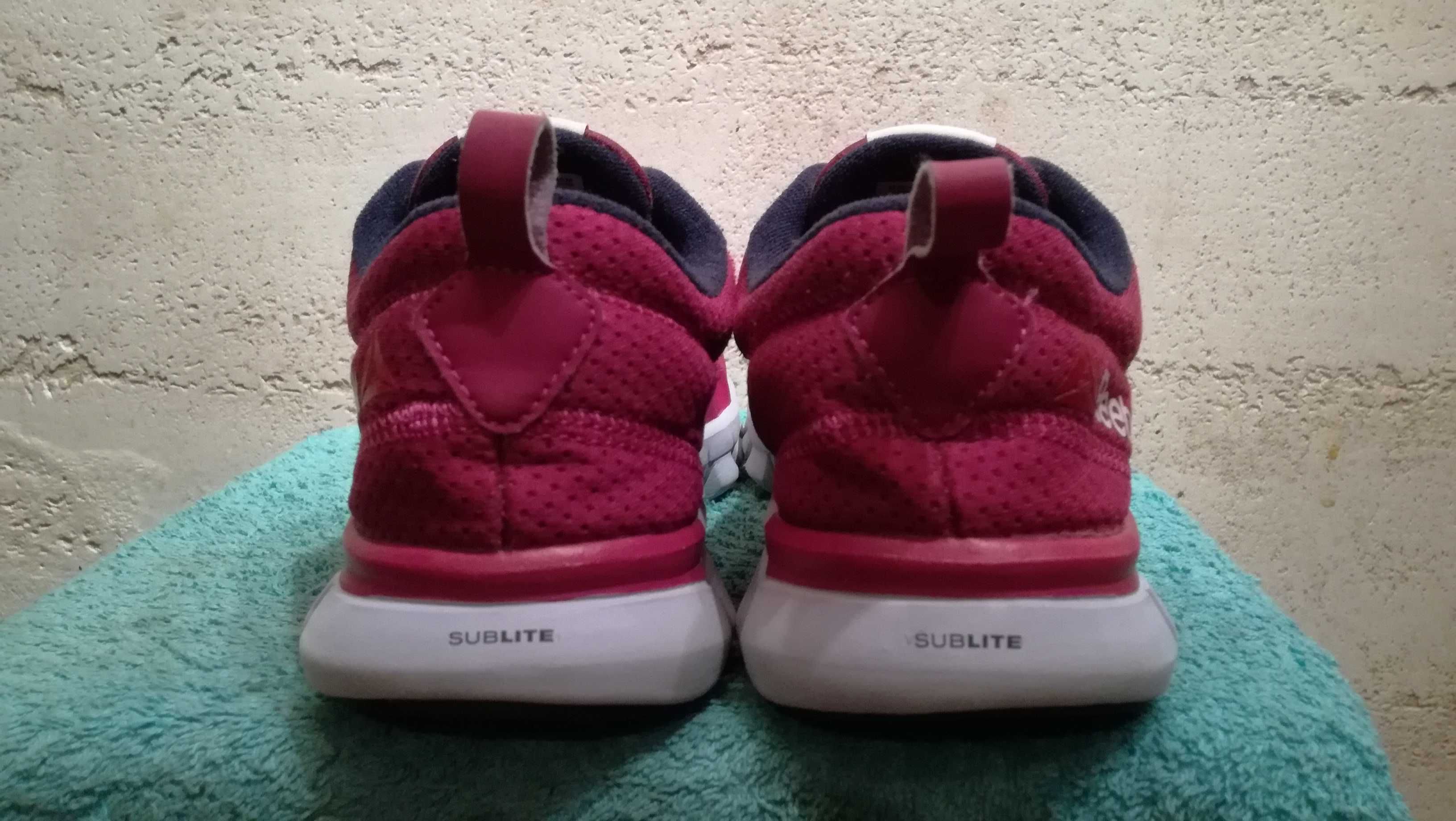 Buty do biegania REEBOK SUBLITE AUTHENTIC 40 r.41 stan bardzo dobry