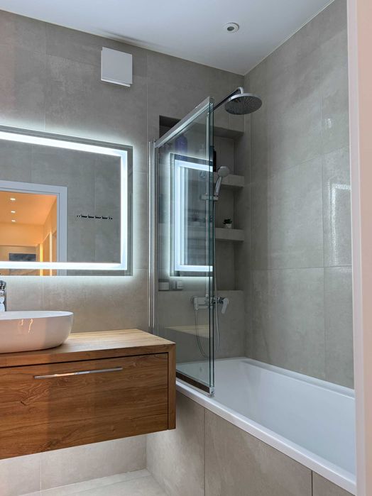 Продається 3 кім.кв., ЖК Смарагд - дизайнерський ремонт