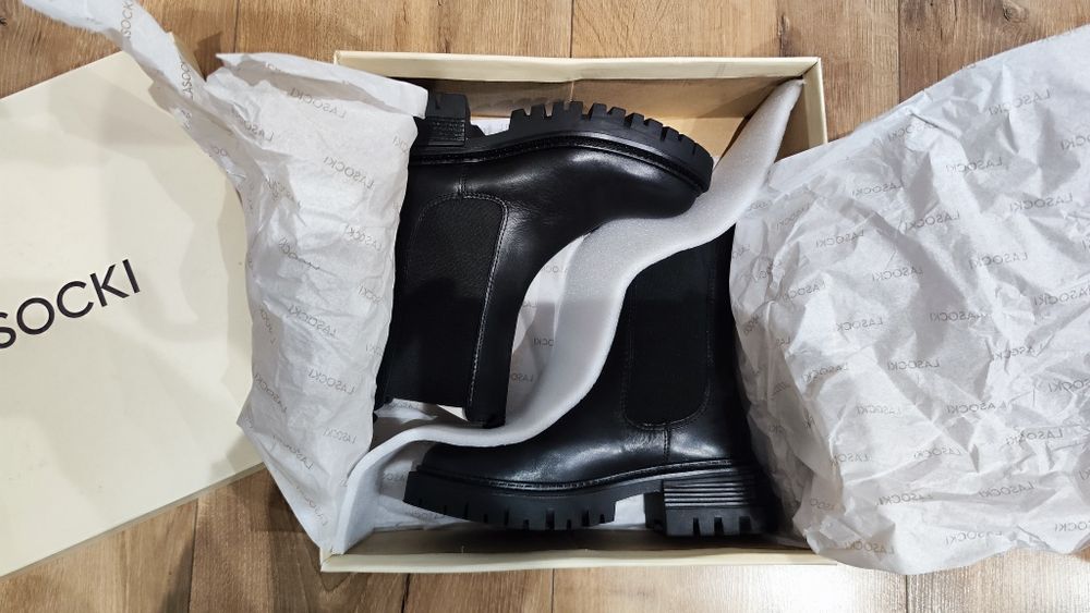 Botki sztyblety Lasocki r.37 z gwarancją.