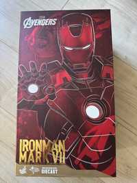 Hot Toys Avengers Iron Man Mark VII