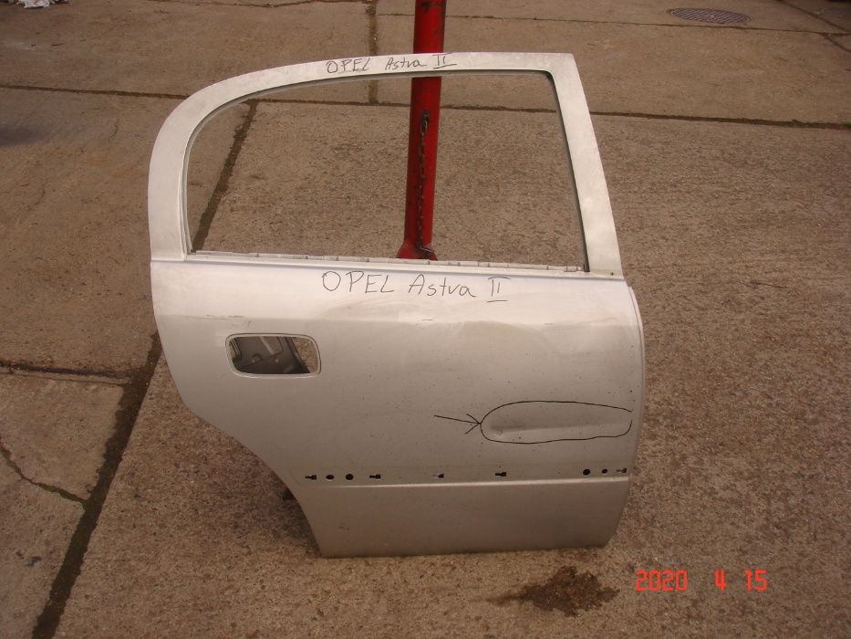 Drzwi tylne prawe Opel Astra II