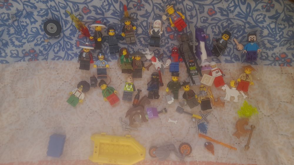 lego на весс и человечки.